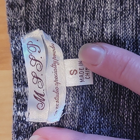 Max Studio layered sweater tunic top size small - Picture 8 of 8